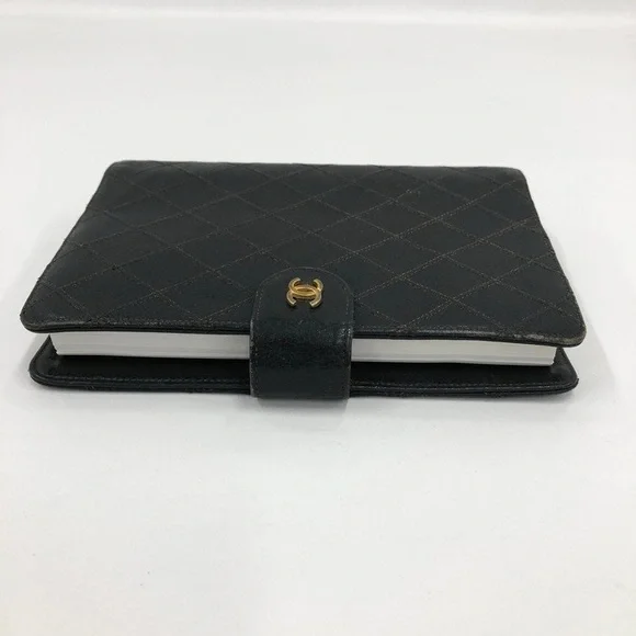 Chanel Matrasse Quilted Black MM Agenda planner notebook cover black - Picture 2 of 9